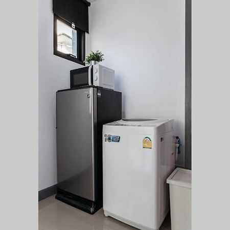 P4 Silom Large 2Beds Full Kitchen Wifi 4-6Pax Apartamento Banguecoque Exterior foto